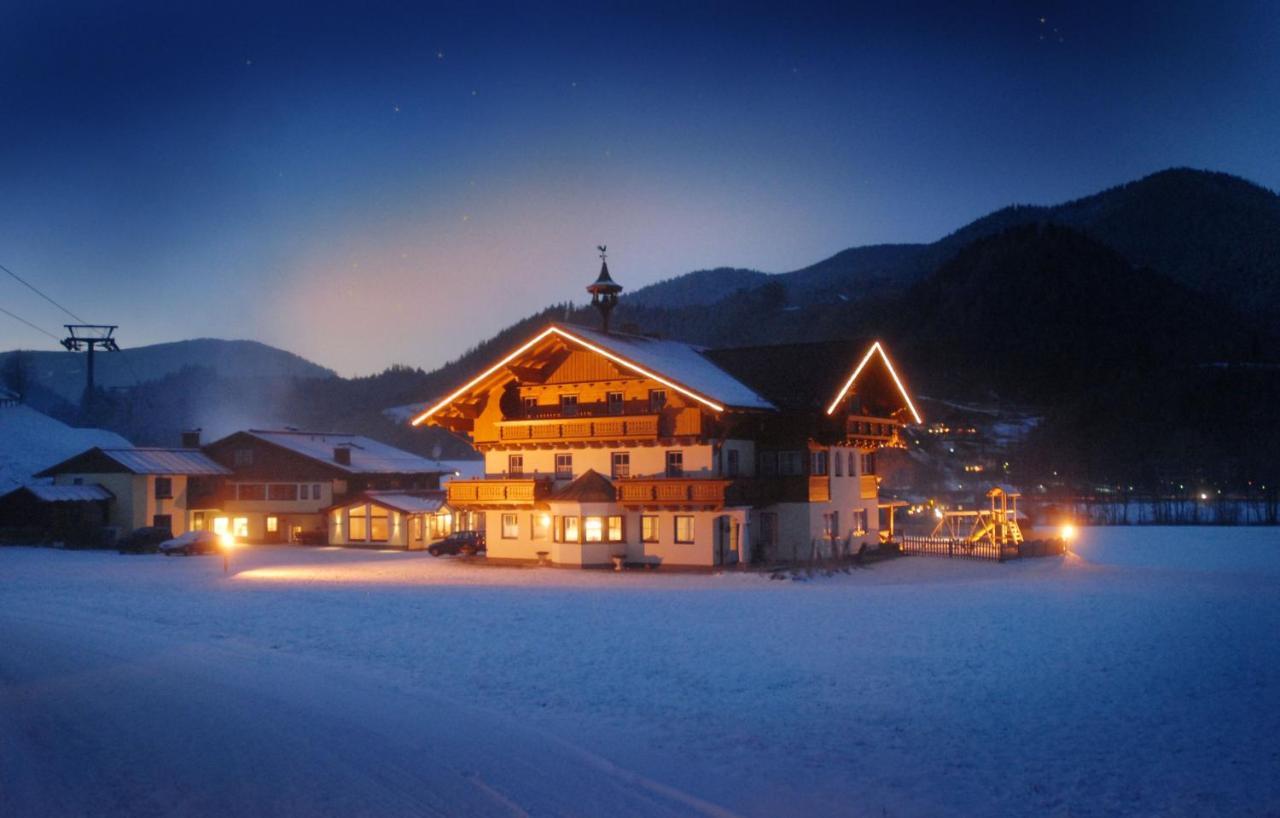Guest house Heisshof 3*